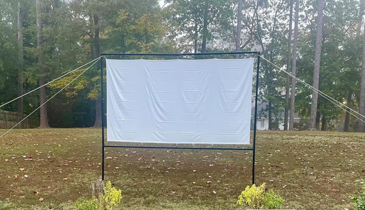 Outdoor Projector, Arcade, Fire Pit, 2 Car Garage, 2 Living Rooms Snellville Exterior photo
